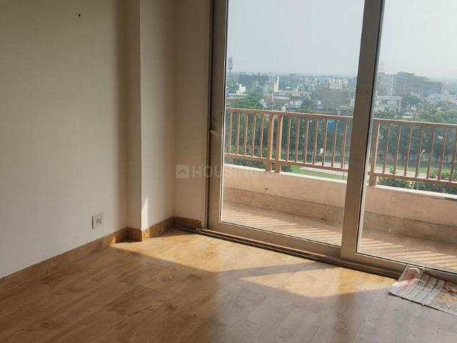 2 BHK Apartment in Sector 128 for rent Noida. The reference number is 20977003
