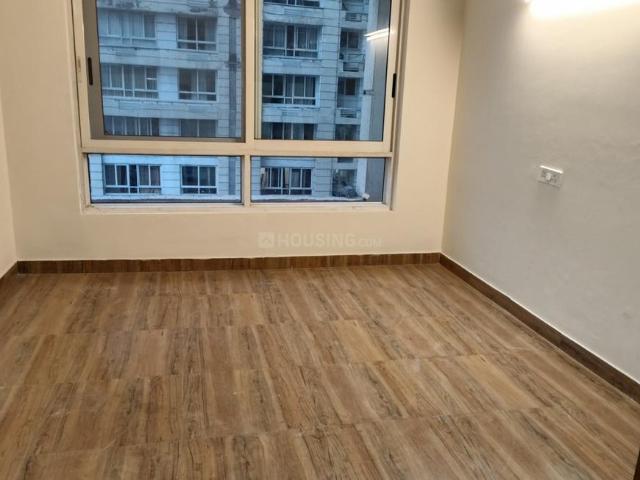 2 BHK Apartment in Sector 128 for rent Noida. The reference number is 21154439
