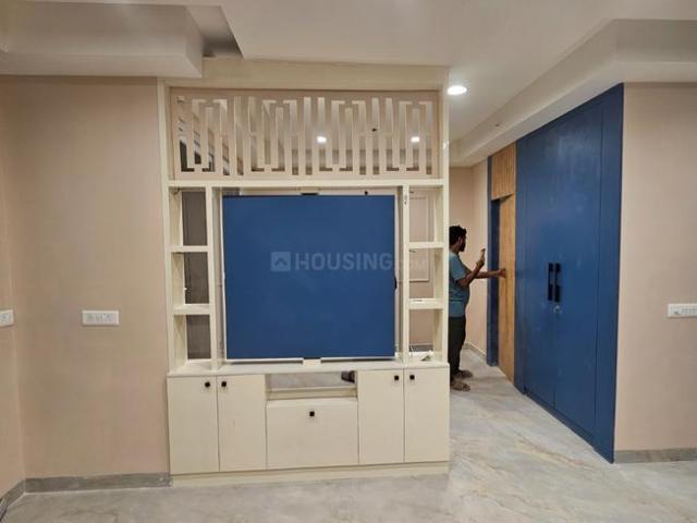 2 BHK Apartment in Sector 129 for rent Noida. The reference number is 21352609