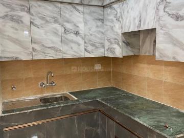 2 BHK Apartment in Sector 133 for rent Noida. The reference number is 19552119