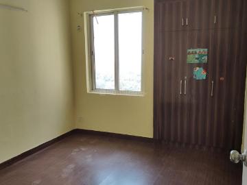 2 BHK Apartment in Sector 133 for rent Noida. The reference number is 20534280