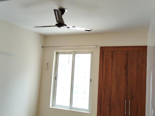 2 BHK Apartment in Sector 133 for rent Noida. The reference number is 20687021