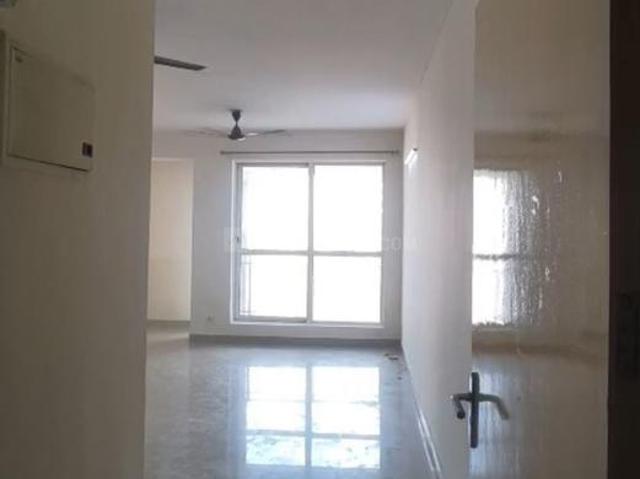 2 BHK Apartment in Sector 131 for rent Noida. The reference number is 19777195
