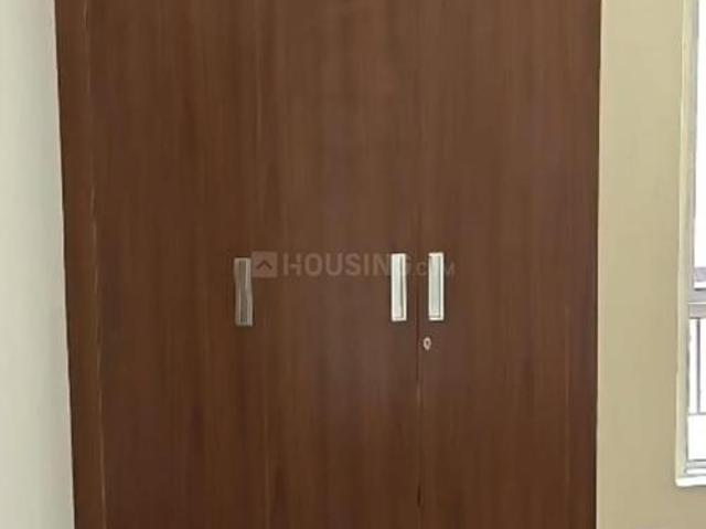 2 BHK Apartment in Sector 131 for rent Noida. The reference number is 20912980