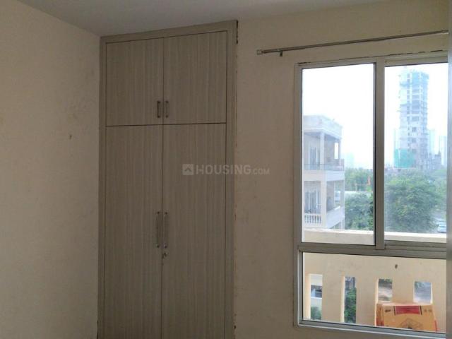 2 BHK Apartment in Sector 131 for rent Noida. The reference number is 21135823