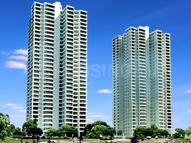 2 BHK Apartment in Sector 131 for rent Noida. The reference number is 21137031