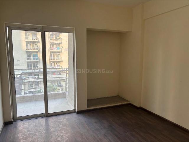 2 BHK Apartment in Sector 131 for resale Noida. The reference number is 19583797