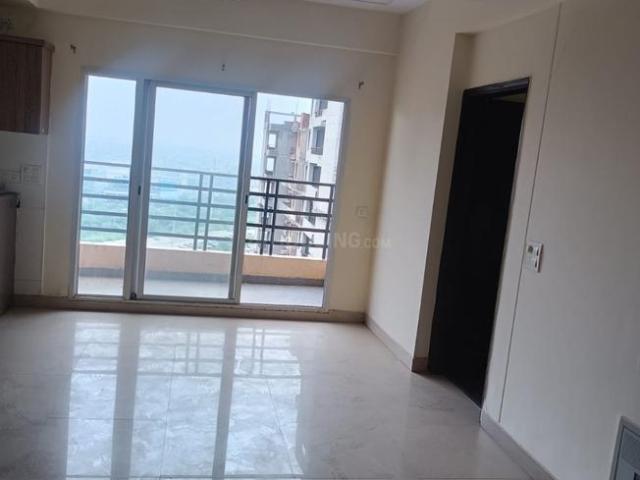 2 BHK Apartment in Sector 137 for rent Noida. The reference number is 18464583