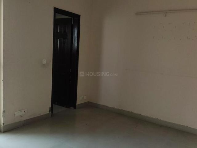 2 BHK Apartment in Sector 137 for rent Noida. The reference number is 19306340