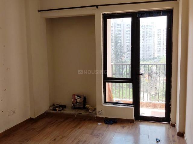 2 BHK Apartment in Sector 137 for rent Noida. The reference number is 19887840