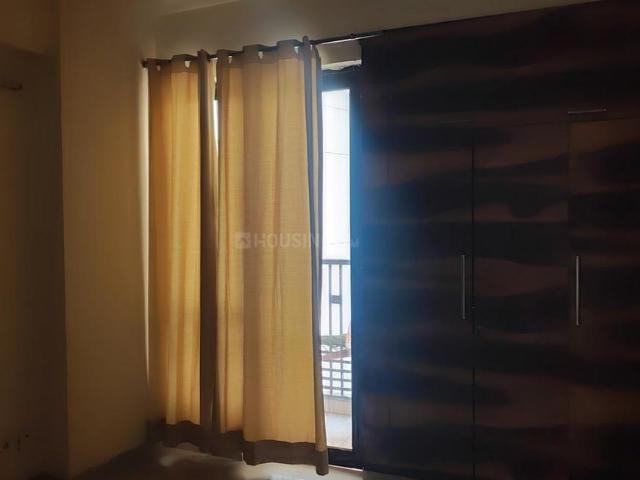 2 BHK Apartment in Sector 137 for rent Noida. The reference number is 19888587