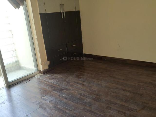 2 BHK Apartment in Sector 137 for rent Noida. The reference number is 19934763