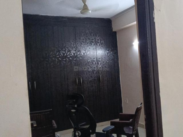 2 BHK Apartment in Sector 137 for rent Noida. The reference number is 20793343