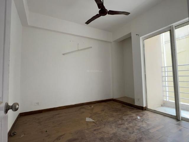 2 BHK Apartment in Sector 137 for rent Noida. The reference number is 20832193