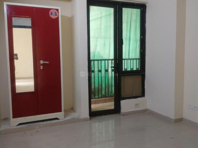 2 BHK Apartment in Sector 137 for rent Noida. The reference number is 20975717