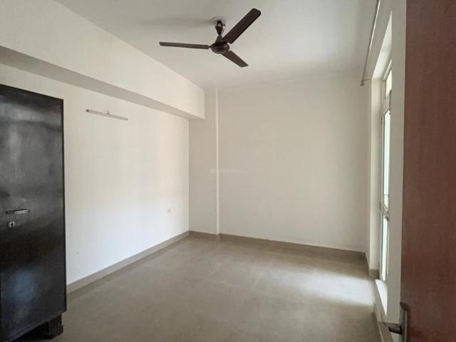 2 BHK Apartment in Sector 137 for rent Noida. The reference number is 20933725