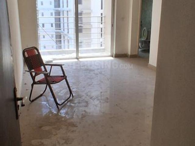 2 BHK Apartment in Sector 137 for rent Noida. The reference number is 21034249