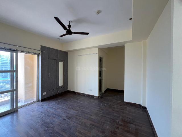 2 BHK Apartment in Sector 137 for rent Noida. The reference number is 21315725