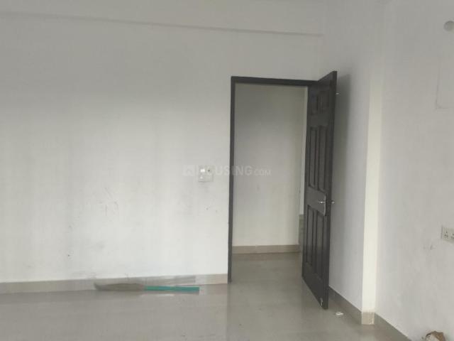 2 BHK Apartment in Sector 137 for resale Noida. The reference number is 19170520