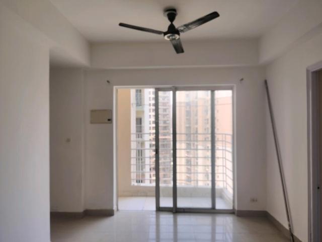 2 BHK Apartment in Sector 137 for resale Noida. The reference number is 20476460