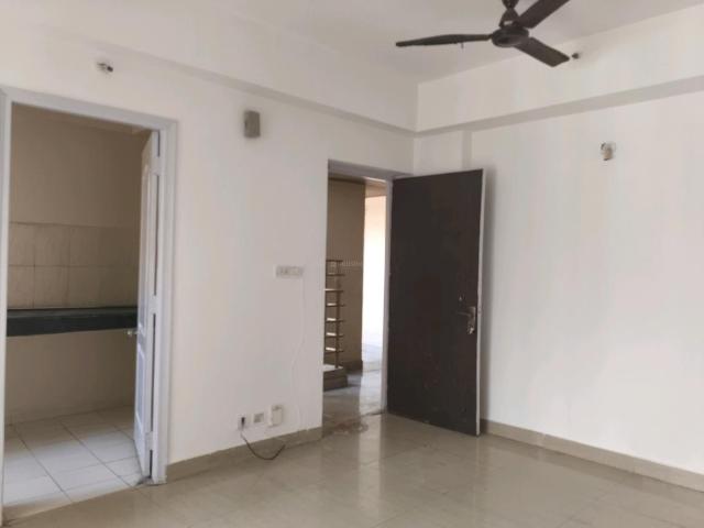 2 BHK Apartment in Sector 137 for resale Noida. The reference number is 20478376