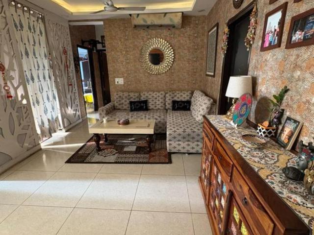 2 BHK Apartment in Sector 137 for resale Noida. The reference number is 20811073