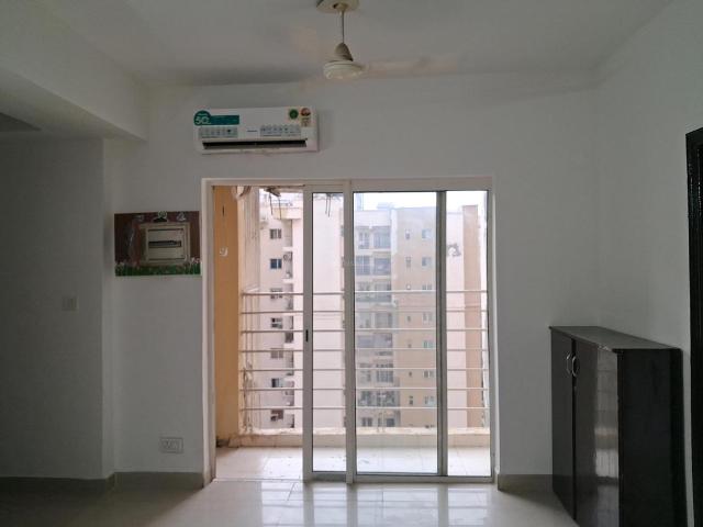 2 BHK Apartment in Sector 137 for resale Noida. The reference number is 21098403
