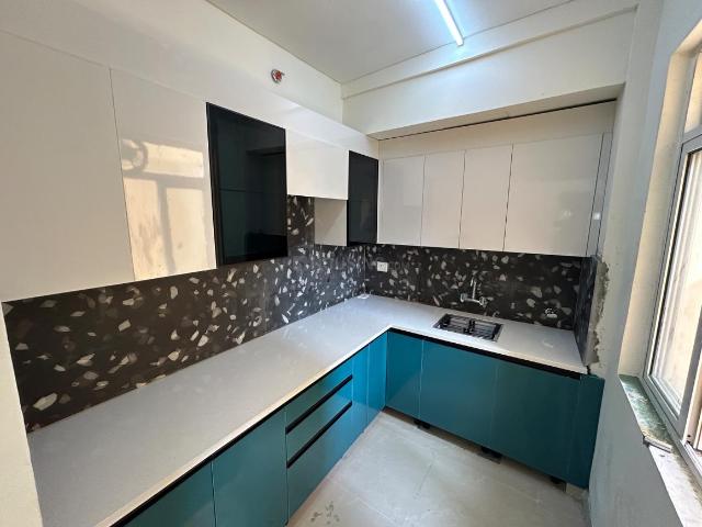 2 BHK Apartment in Sector 134 for rent Noida. The reference number is 18307965
