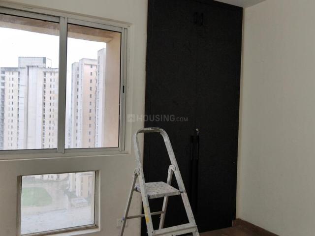 2 BHK Apartment in Sector 134 for rent Noida. The reference number is 18959907