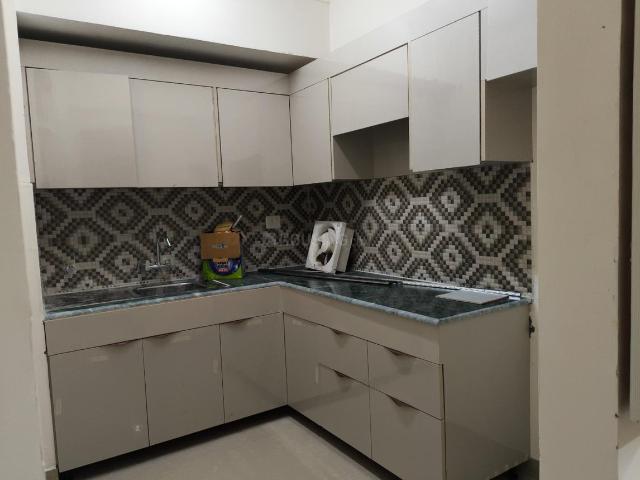 2 BHK Apartment in Sector 134 for rent Noida. The reference number is 20343056