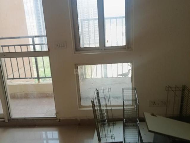 2 BHK Apartment in Sector 134 for rent Noida. The reference number is 20362237