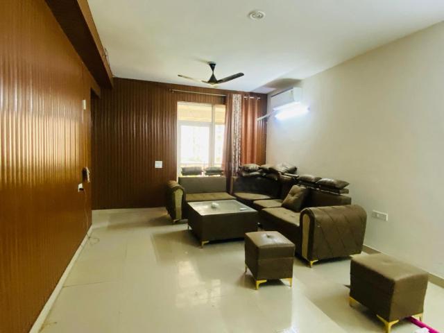 2 BHK Apartment in Sector 134 for rent Noida. The reference number is 20679377