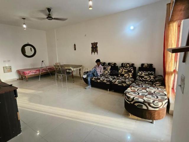 2 BHK Apartment in Sector 134 for rent Noida. The reference number is 20735120