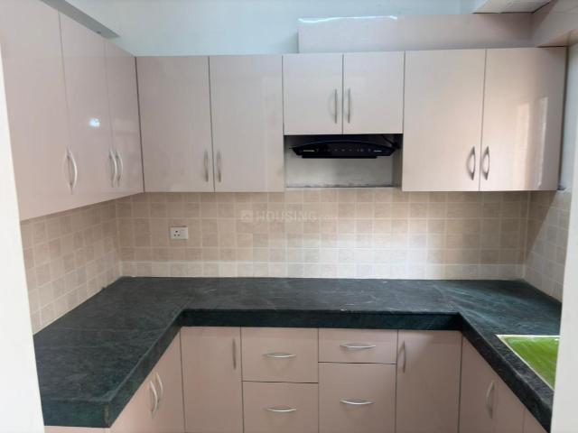 2 BHK Apartment in Sector 134 for rent Noida. The reference number is 20847393