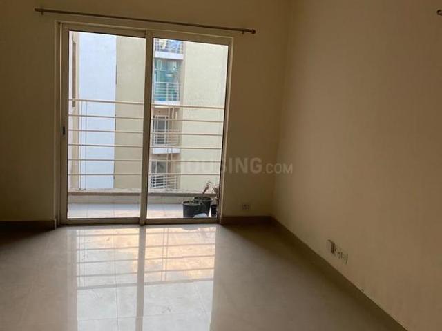2 BHK Apartment in Sector 134 for rent Noida. The reference number is 20810761