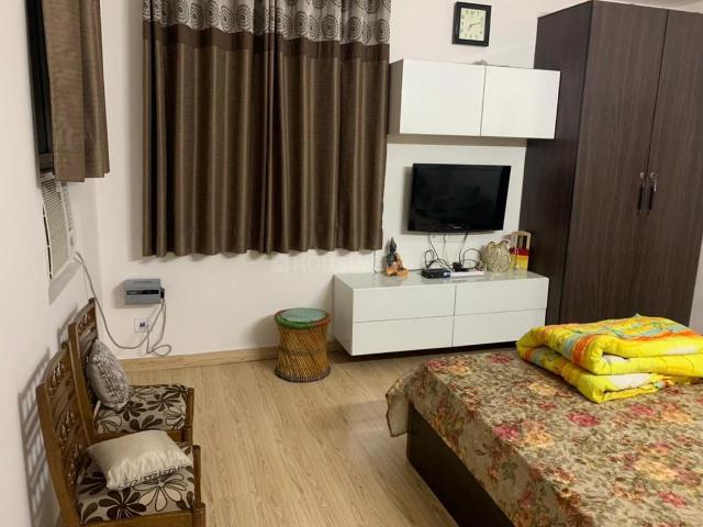 2 BHK Apartment in Sector 134 for rent Noida. The reference number is 20830685