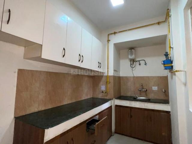 2 BHK Apartment in Sector 134 for rent Noida. The reference number is 20950472