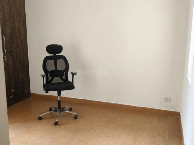 2 BHK Apartment in Sector 134 for rent Noida. The reference number is 21117517