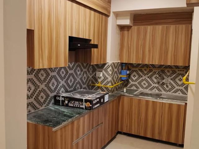 2 BHK Apartment in Sector 134 for rent Noida. The reference number is 21128482