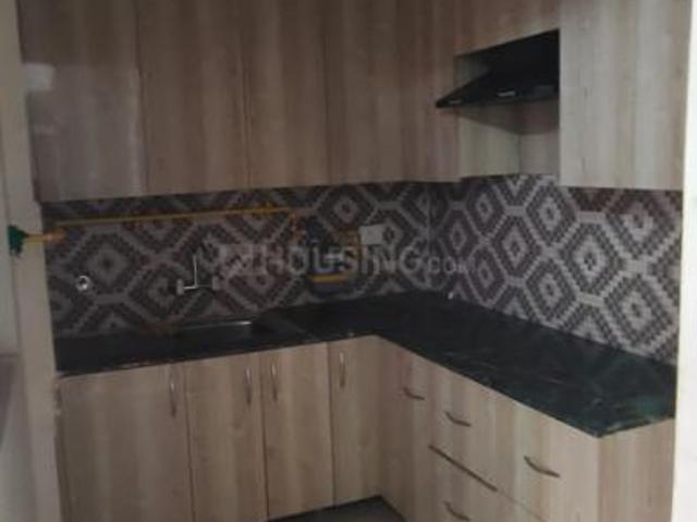 2 BHK Apartment in Sector 134 for rent Noida. The reference number is 21128438