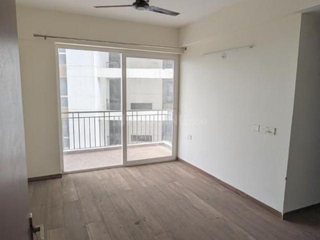 2 BHK Apartment in Sector 25 YEIDA for rent Greater Noida. The reference number is 20541090
