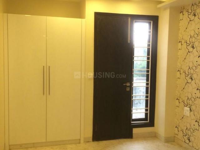 2 BHK Apartment in Sector 27 for rent Sonipat. The reference number is 21163490