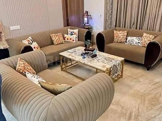 2 BHK Apartment in Sector 29 for rent Gurgaon. The reference number is 20277173
