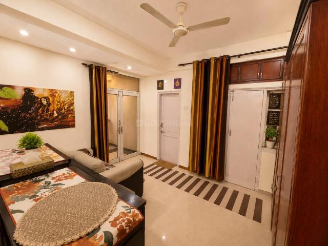 2 BHK Apartment in Sector 22 Dwarka for resale New Delhi. The reference number is 21110313