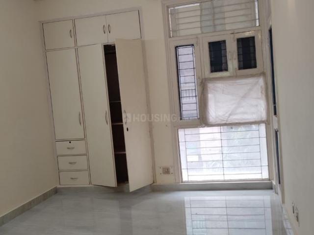 2 BHK Apartment in Sector 23 Dwarka for rent New Delhi. The reference number is 18446624