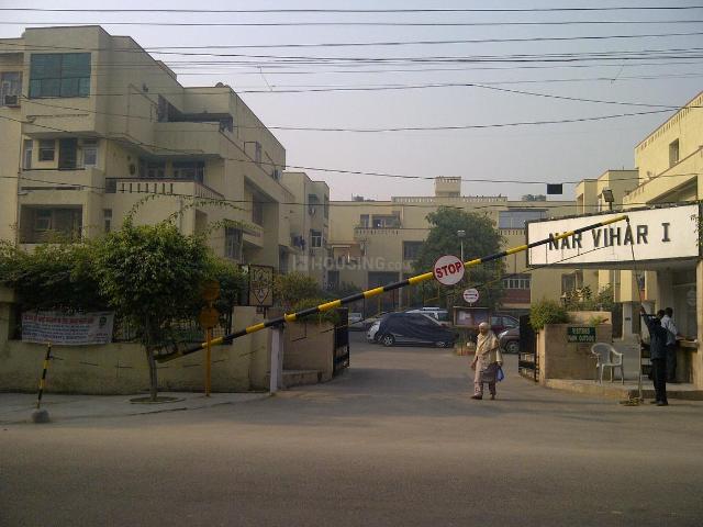 2 BHK Apartment in Sector 34 for resale Noida. The reference number is 21106888