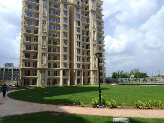 2 BHK Apartment in Sector 36 for rent Sohna. The reference number is 21340453