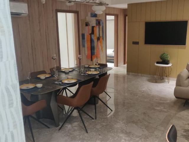 2 BHK Apartment in Sector 36 for resale Noida. The reference number is 21137926