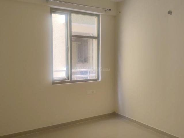 2 BHK Apartment in sector 37 for rent Bahadurgarh. The reference number is 19792016