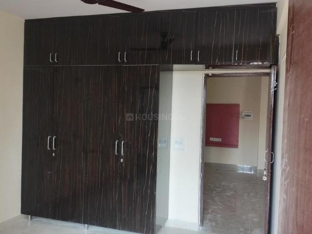 2 BHK Apartment in Sector 37C for rent Gurgaon. The reference number is 20652156